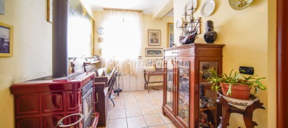5 rooms Villa in Gazzada Schianno, Italy No. 104549 30