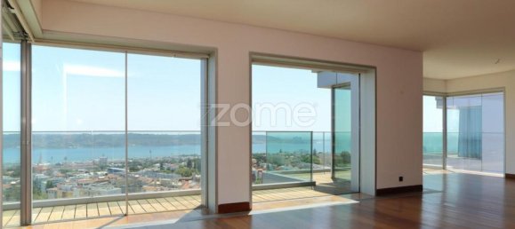 4 bedrooms Apartment in Lisbon, Portugal No. 81224 16