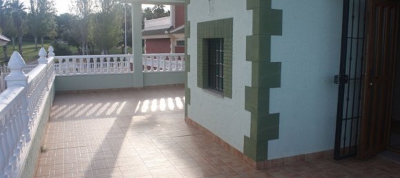 Casa de 3 dormitorios en Torrevieja, Spain No. 128338 3