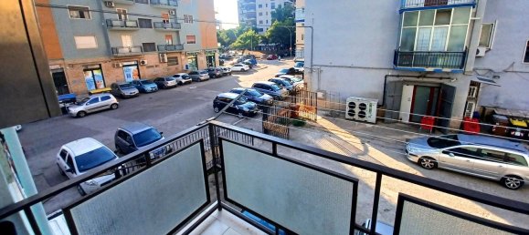 3-salle Appartement à Foggia, Italy No. 301758 16