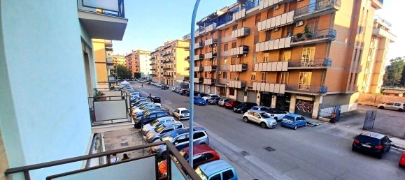 3-salle Appartement à Foggia, Italy No. 301758 15