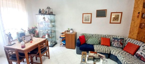 3-salle Appartement à Foggia, Italy No. 301758 5