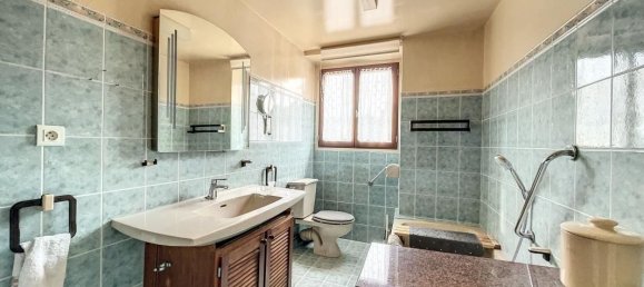 3 bedrooms House in Champcueil, France No. 169362 7