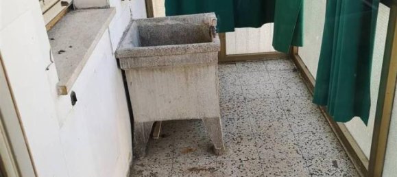 3 rooms Apartment in San Giovanni Valdarno, Italy No. 140143 6