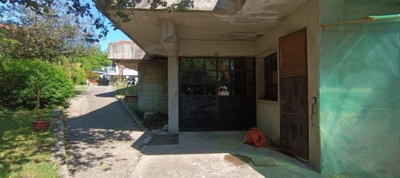  عقار تجاري في Baveno, Italy 90متر مربع رقم 81043 2