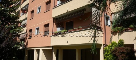 3 bedrooms Apartment in Magenta, Italy No. 65464 16
