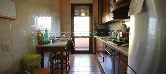 3 bedrooms Apartment in Magenta, Italy No. 65464 6