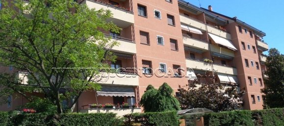 3 bedrooms Apartment in Magenta, Italy No. 65464 18