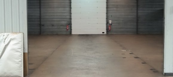 320m² Building in Firminy, France No. 269075 2