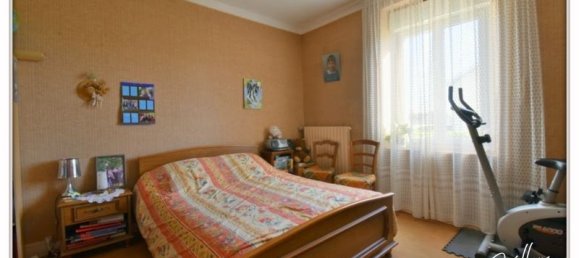 Moradia em banda T4 em Chateaumeillant, France N.º 69662 13