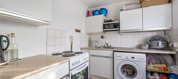 2 bedrooms Apartment in Feltham, United Kingdom No. 9843 4