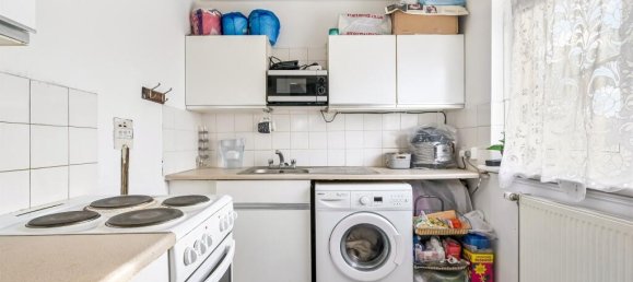 2 bedrooms Apartment in Feltham, United Kingdom No. 9843 5