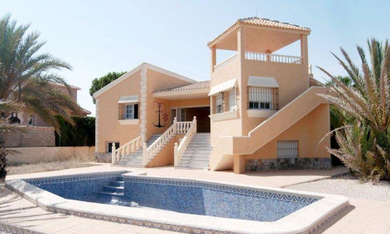 3 dormitorios villa en venta en La Manga del Mar Menor, Murcia, Región de Murcia, Spain № 365035
