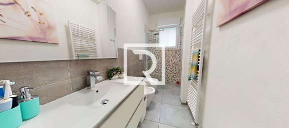 3-salle Appartement à Forlimpopoli, Italy No. 300146 6