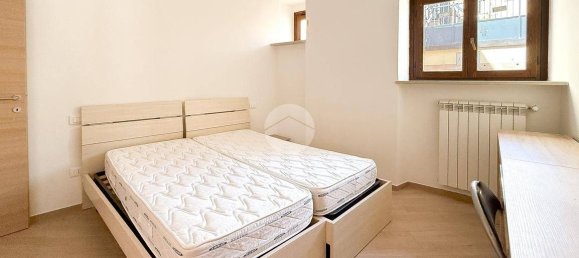 2 chambres Appartement à L'Aquila, Italy No. 294604 13