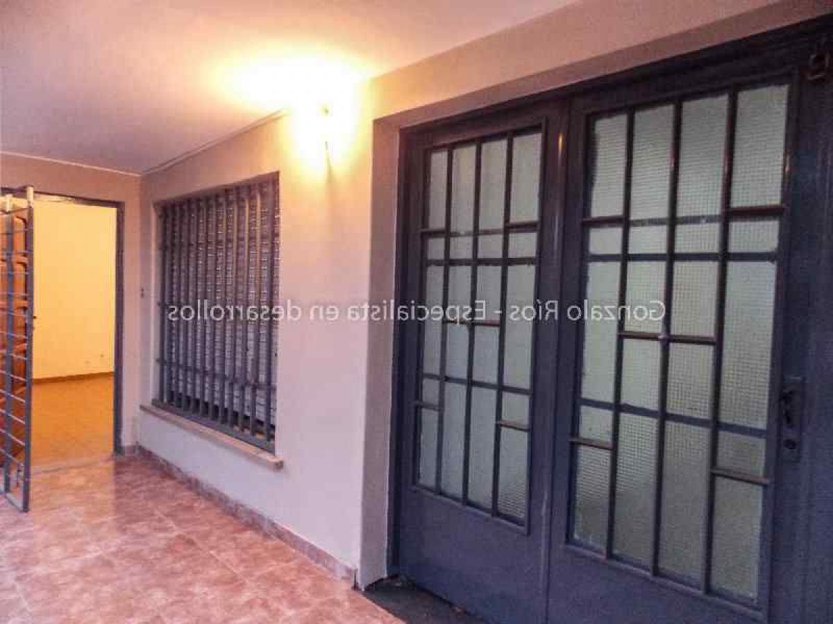 3 bedrooms House in Cordoba, Argentina No. 11180