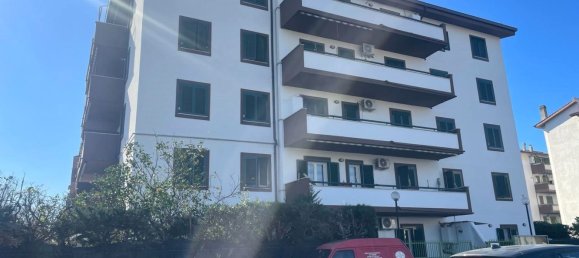 3-salle Appartement à Cerveteri, Italy No. 79829 27