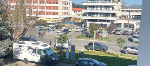 3-salle Appartement à Cerveteri, Italy No. 79829 6