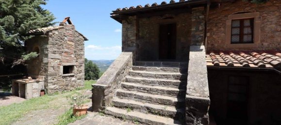 5 rooms House in Arcidosso, Italy No. 26234 27