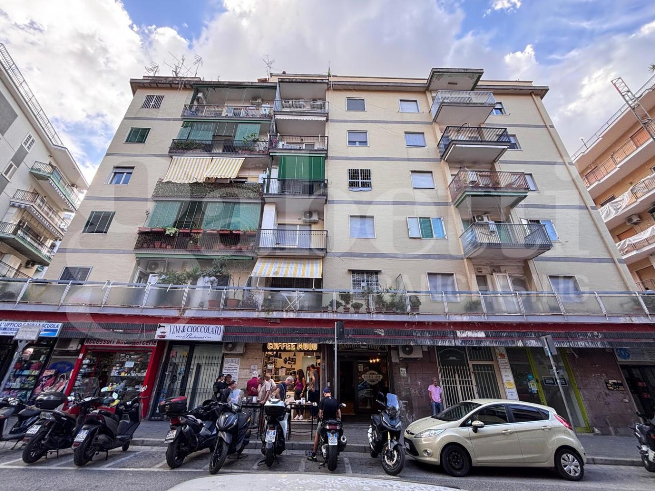 2 Schlafzimmer Wohnung in Naples, Italy, Nr. 344669