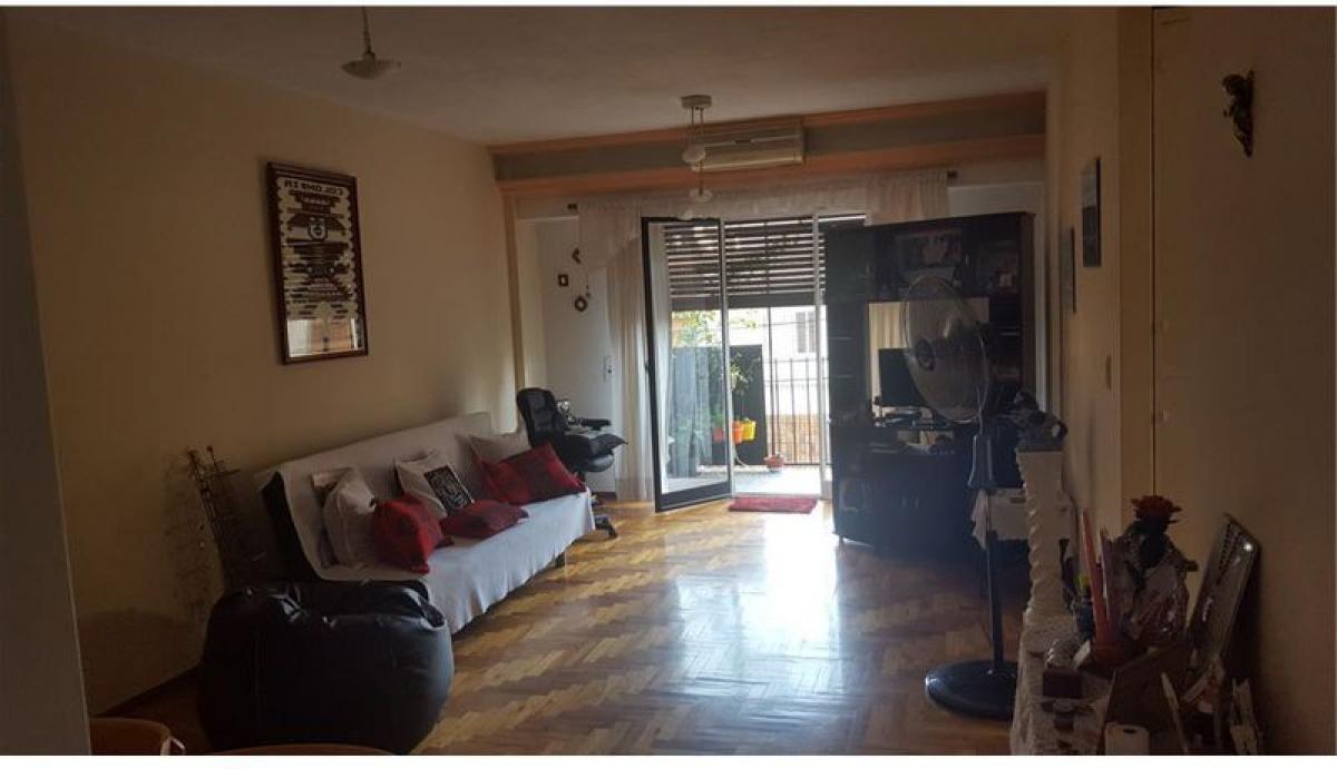 Квартира с 2 спальнями в Буэнос-Айрес, Аргентина № 71906