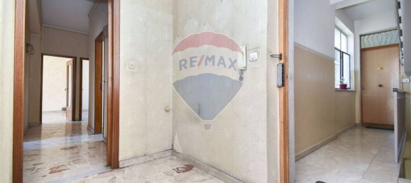 4-salle Appartement à Acireale, Italy No. 66446 5