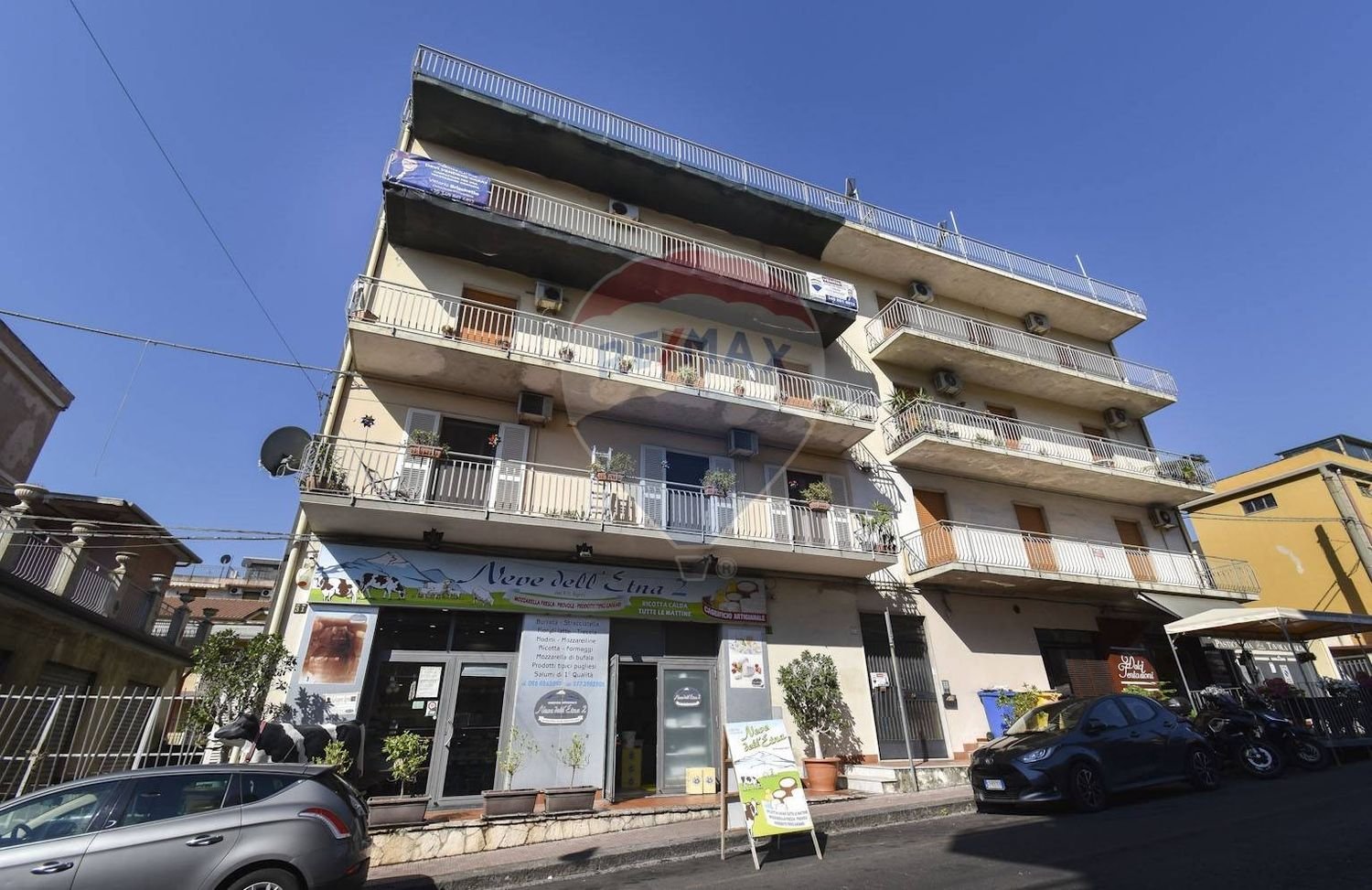 4-salle Appartement à Acireale, Italy No. 66446