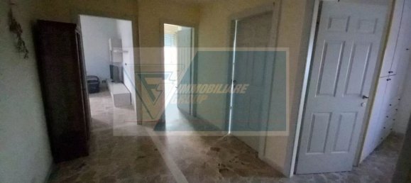 3 rooms Apartment in Melilli, Italy No. 125375 9