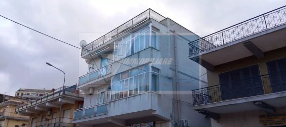 3 rooms Apartment in Melilli, Italy No. 125375 3