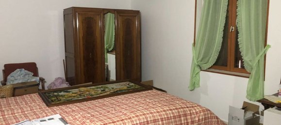 Casa de 3 dormitorios en La Ferte-sous-Jouarre, France No. 187979 5