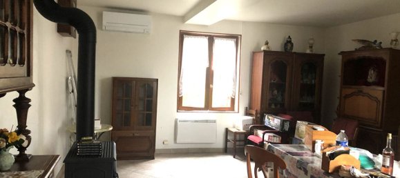 Casa de 3 dormitorios en La Ferte-sous-Jouarre, France No. 187979 2