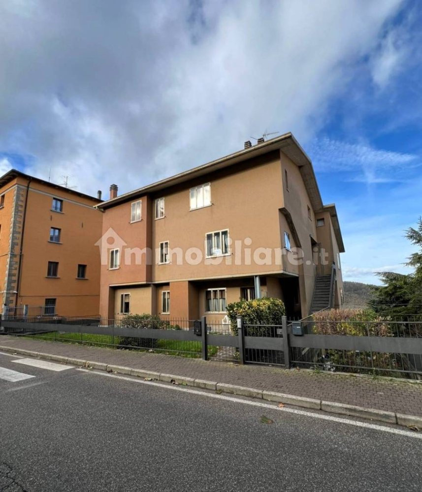 2 bedrooms Apartment in Monghidoro, Italy No. 129775