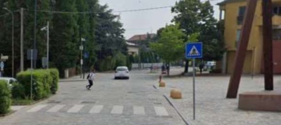 Edificio en Soliera, Italy 341 m² No. 10853 4