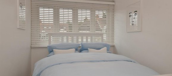 3 bedrooms Bungalow in Chingford, United Kingdom No. 4003 11