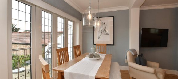 3 bedrooms Bungalow in Chingford, United Kingdom No. 4003 9