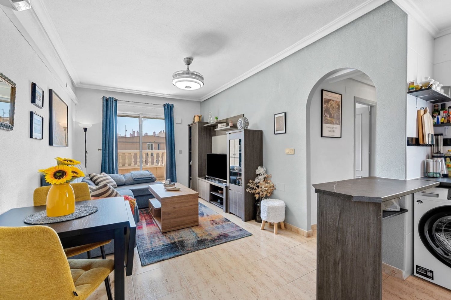 Квартира с 3 спальнями в Торревьеха, Испания № 133307