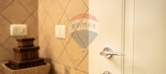 8 rooms Apartment in Senigallia, Italy No. 6021 27