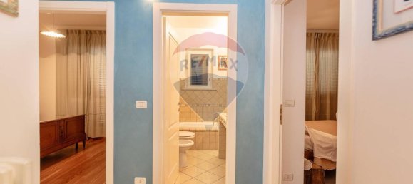 8 rooms Apartment in Senigallia, Italy No. 6021 16