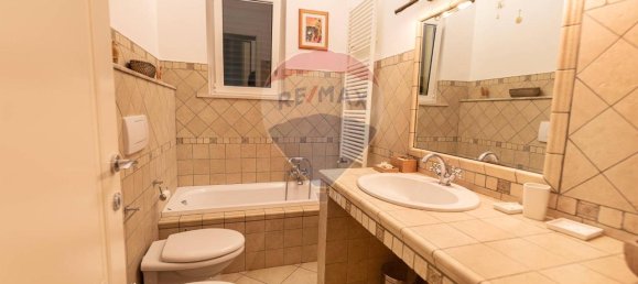 8 rooms Apartment in Senigallia, Italy No. 6021 24