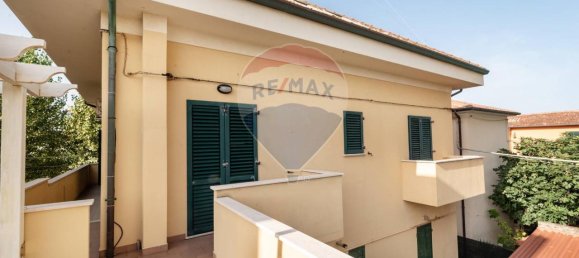 8 rooms Apartment in Senigallia, Italy No. 6021 31