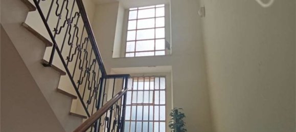 5 bedrooms Apartment in Benevento, Italy No. 375830 7