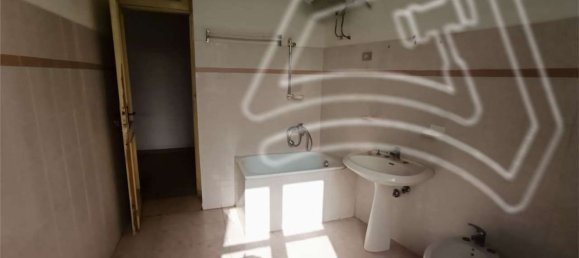 5 bedrooms Apartment in Benevento, Italy No. 375830 34