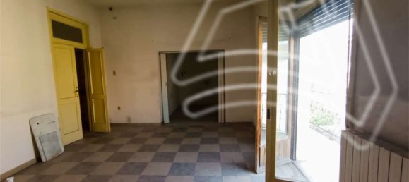 5 bedrooms Apartment in Benevento, Italy No. 375830 11