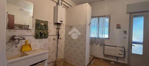 3 Schlafzimmer Haus in Solesino, Italy, Nr. 324480 24