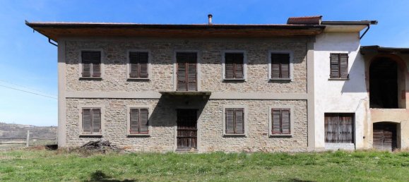 Дом с 8 комнатами в Серравалле Ланге, Италия № 3042 8