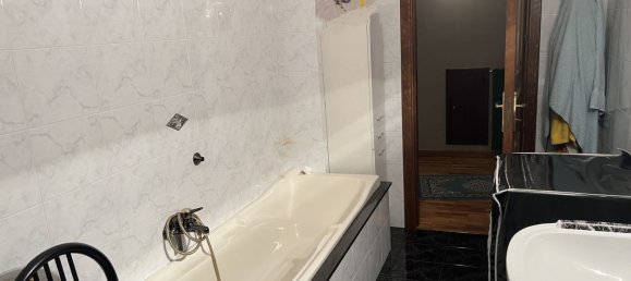 7 rooms Apartment in Montesano sulla Marcellana, Italy No. 180074 7