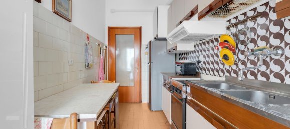 Apartamento de 2 divisões em Corsico, Italy N.º 9790 9