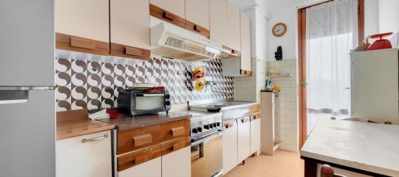 Apartamento de 2 divisões em Corsico, Italy N.º 9790 7
