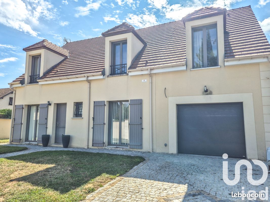 Castelos T5 em Follainville-Dennemont, France N.º 322253
