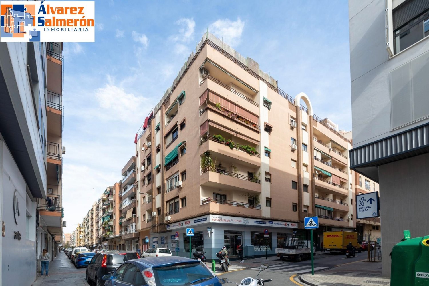 4 bedrooms Apartment in Granada, Spain No. 108837